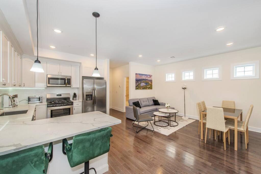 Stylish Chic Condo Nyc At Fingertips North Bergen Exteriér fotografie