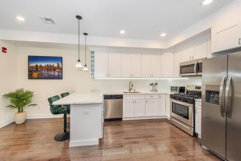 Stylish Chic Condo Nyc At Fingertips North Bergen Exteriér fotografie